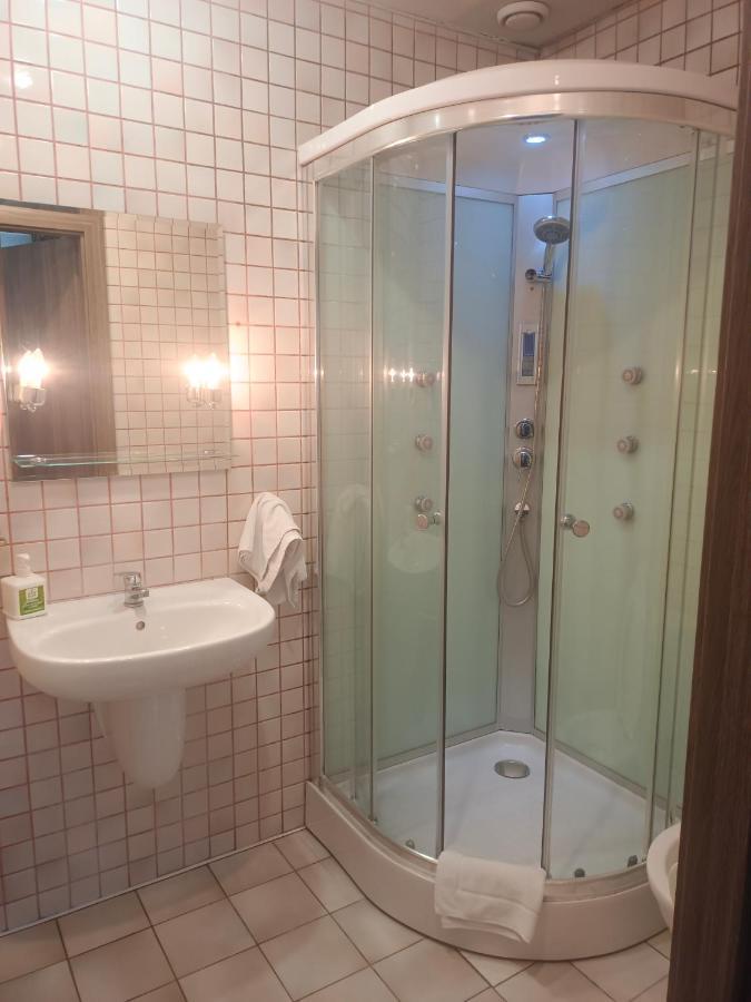 Hotel Zakatek Lesny Cierpice Dış mekan fotoğraf